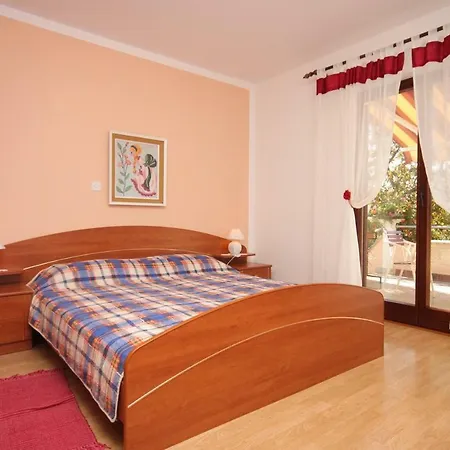 Appartement With A Parking Space - 2290 *