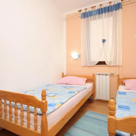 Appartement With A Parking Space - 2290 Fažana